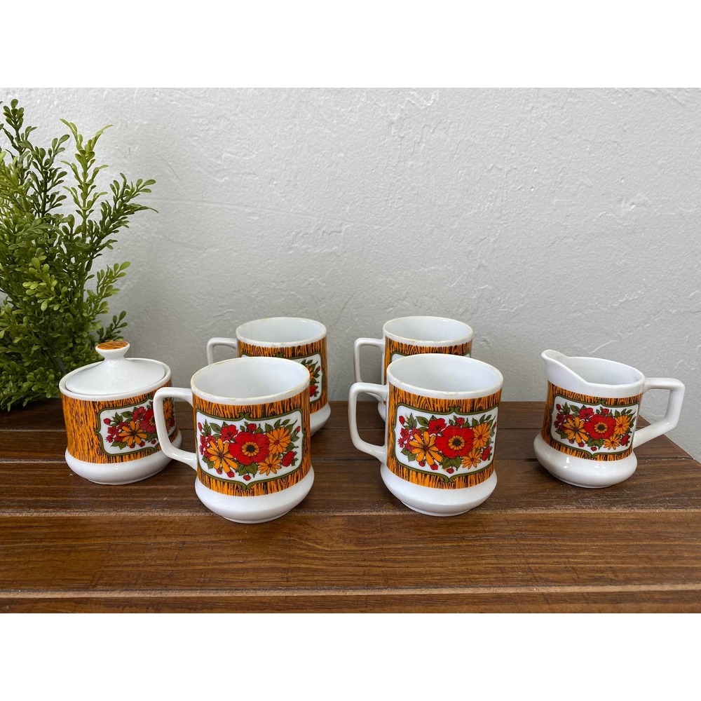 Set of Four Retro Coffee Mugs With Matching Sugar Bowl and Creamer Set